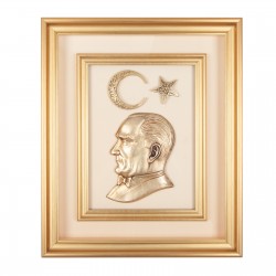 ÖNCÜ BEJ ATATÜRK KABARTMALI TABLO ÖNCÜ BEJ ATATÜRK KABARTMALI TABLO