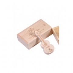 Gitar Şeklinde Ahşap USB Flash Bellek 10
